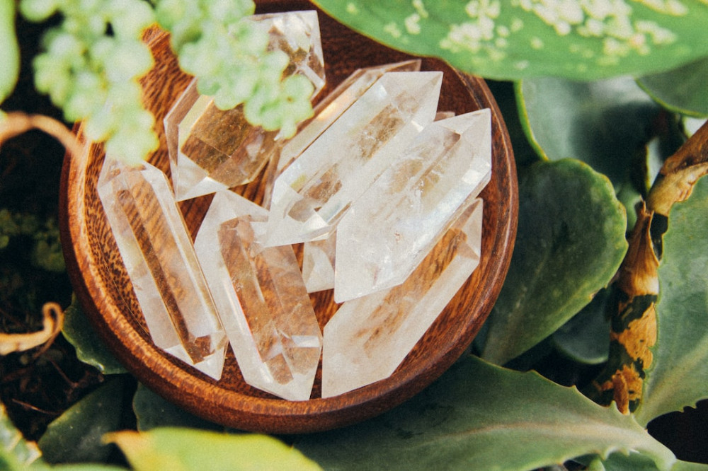 Crystals Help with Manifestation: picture of clear quartz