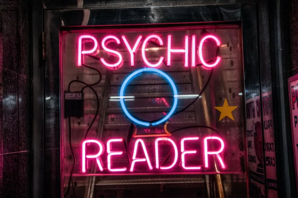 how to increase psychic abilities: a sign of "psychic reader"