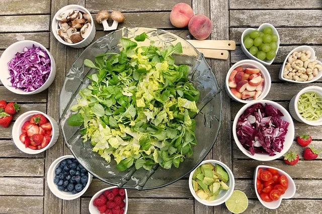 How to lose stomach fat in 3 days: prepping salad