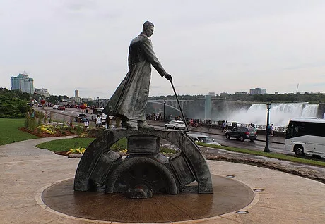 What is the 369 manifestation technique? Nikola Tesla statue in Niagara Fall